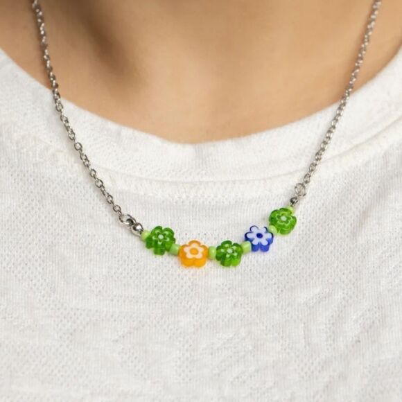 Paparazzi Bouquet We Go Floral Silver Necklace with Multicolor Accents In Green - Picture 2 of 5